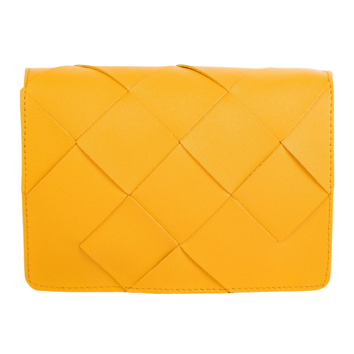 Handbag With Magnetic Lock and Metallic Chain